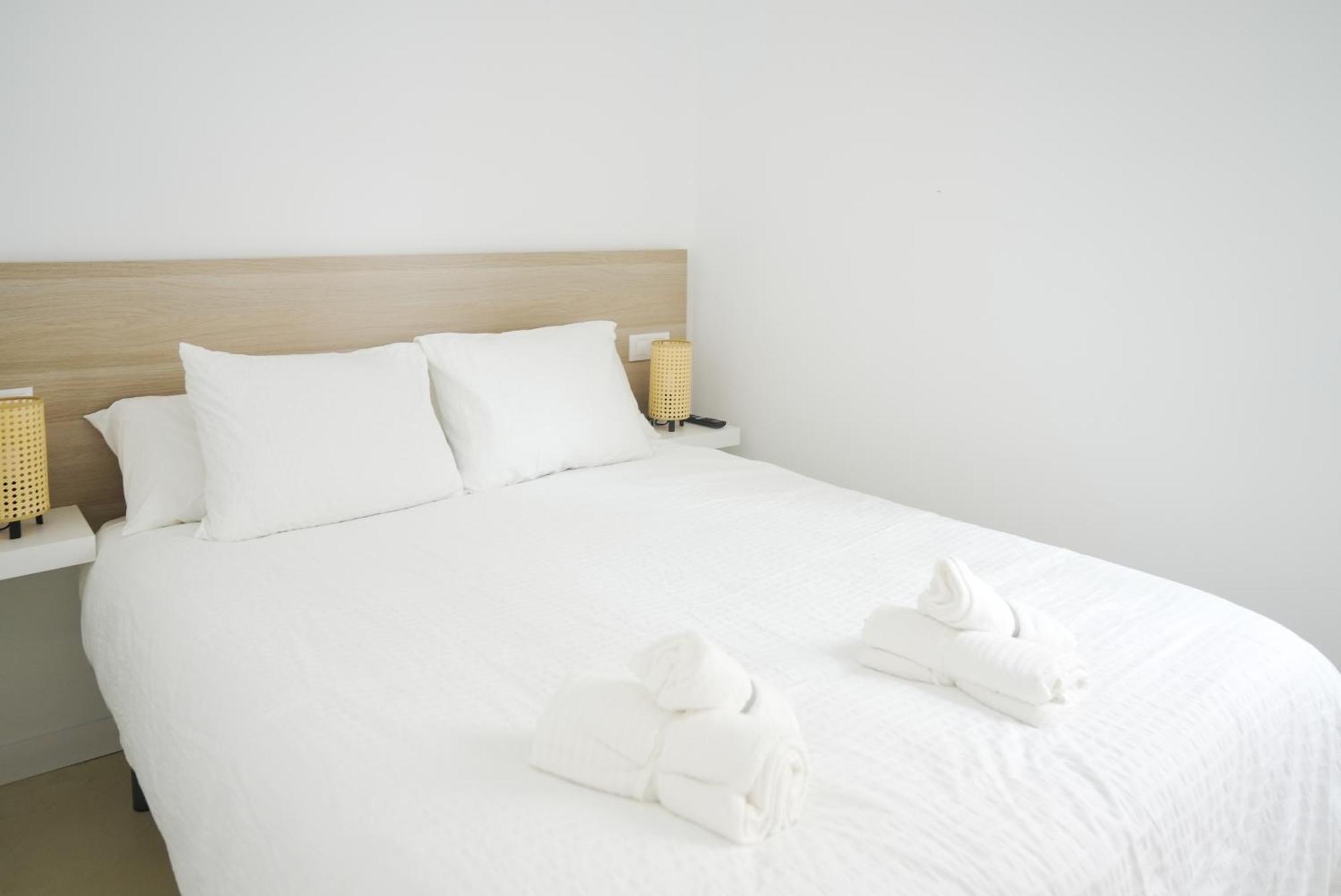 Apartamento Centrico La Merced - Free Parking & Free Gym Малага Екстериор снимка
