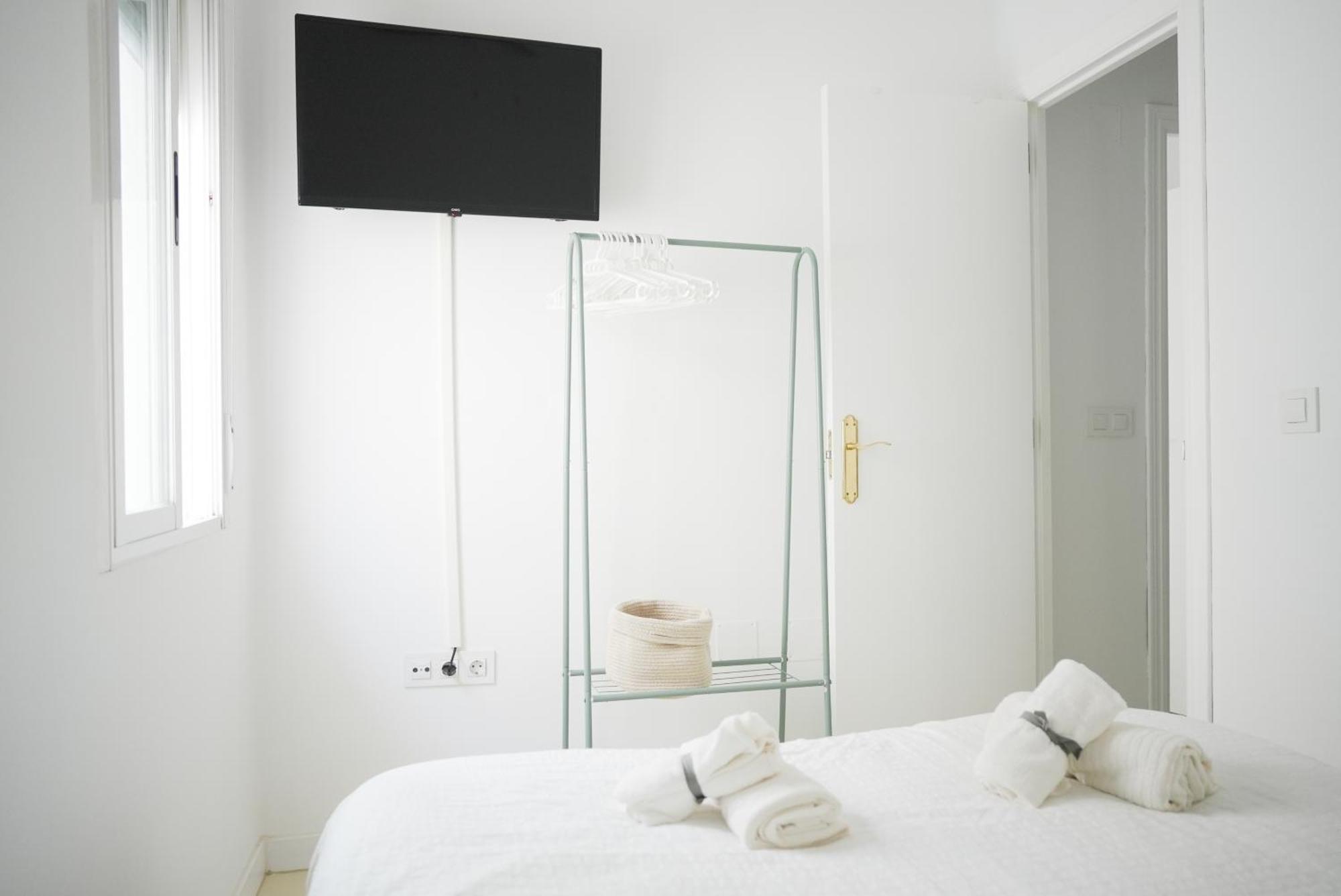 Apartamento Centrico La Merced - Free Parking & Free Gym Малага Екстериор снимка