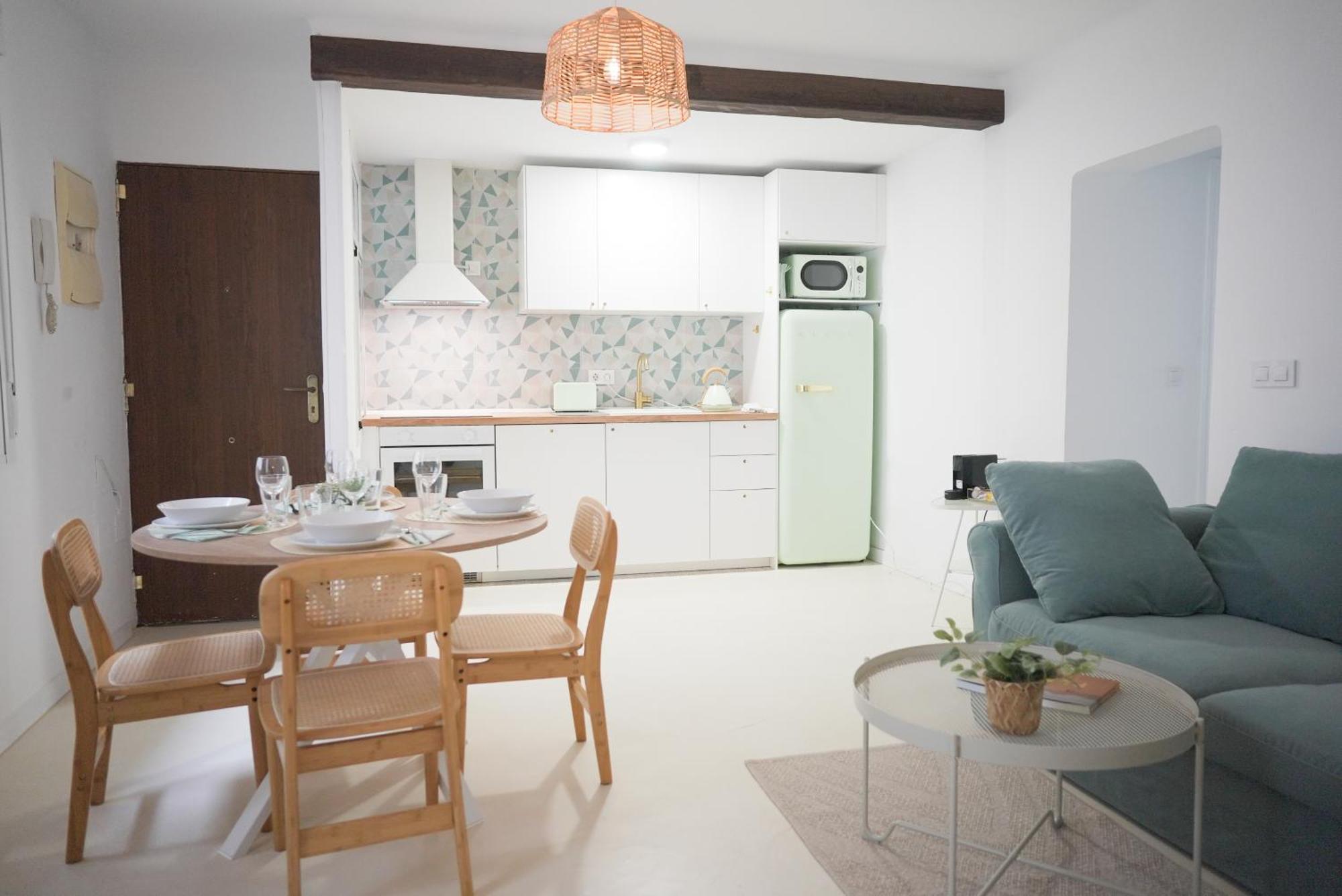 Apartamento Centrico La Merced - Free Parking & Free Gym Малага Екстериор снимка