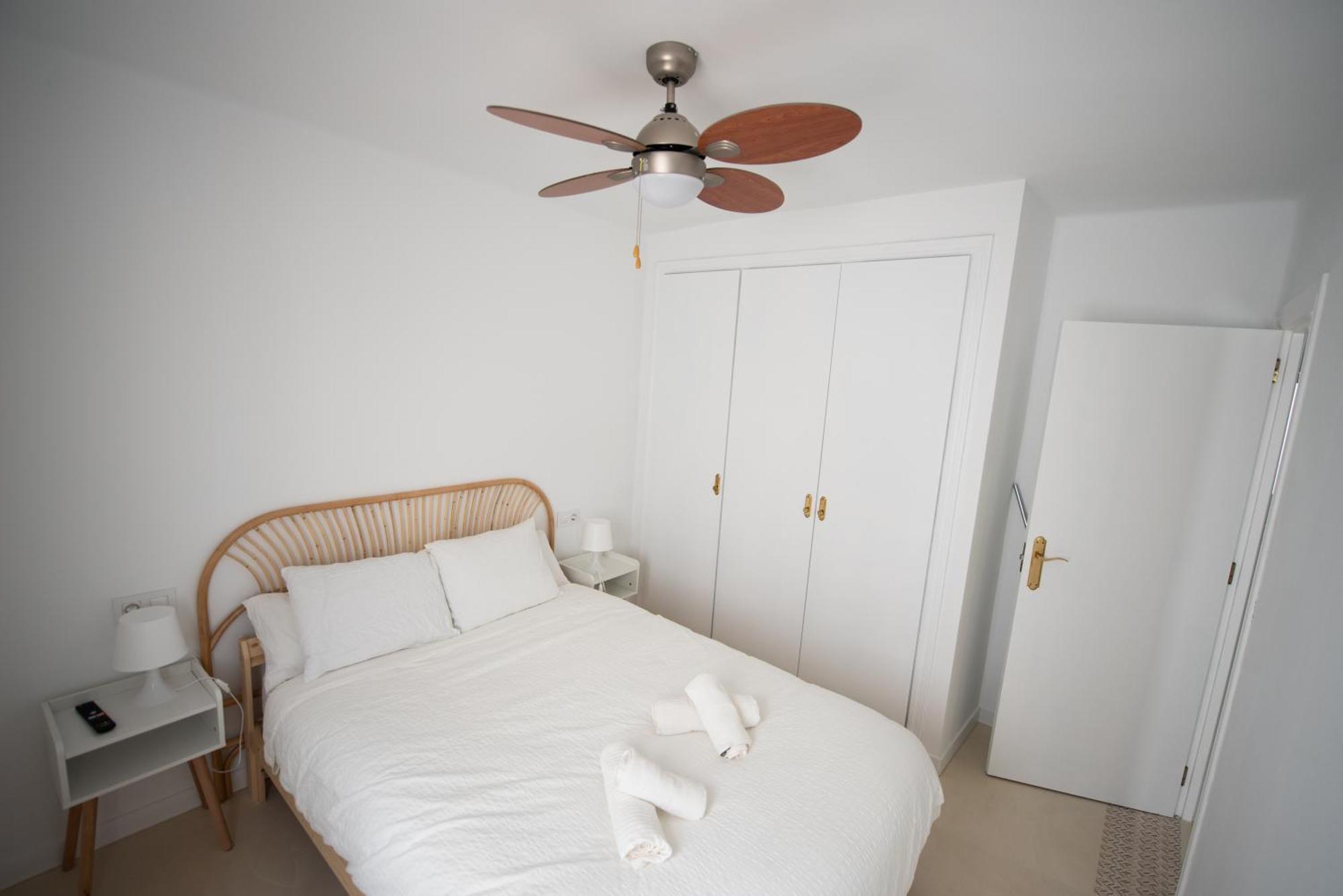 Apartamento Centrico La Merced - Free Parking & Free Gym Малага Екстериор снимка