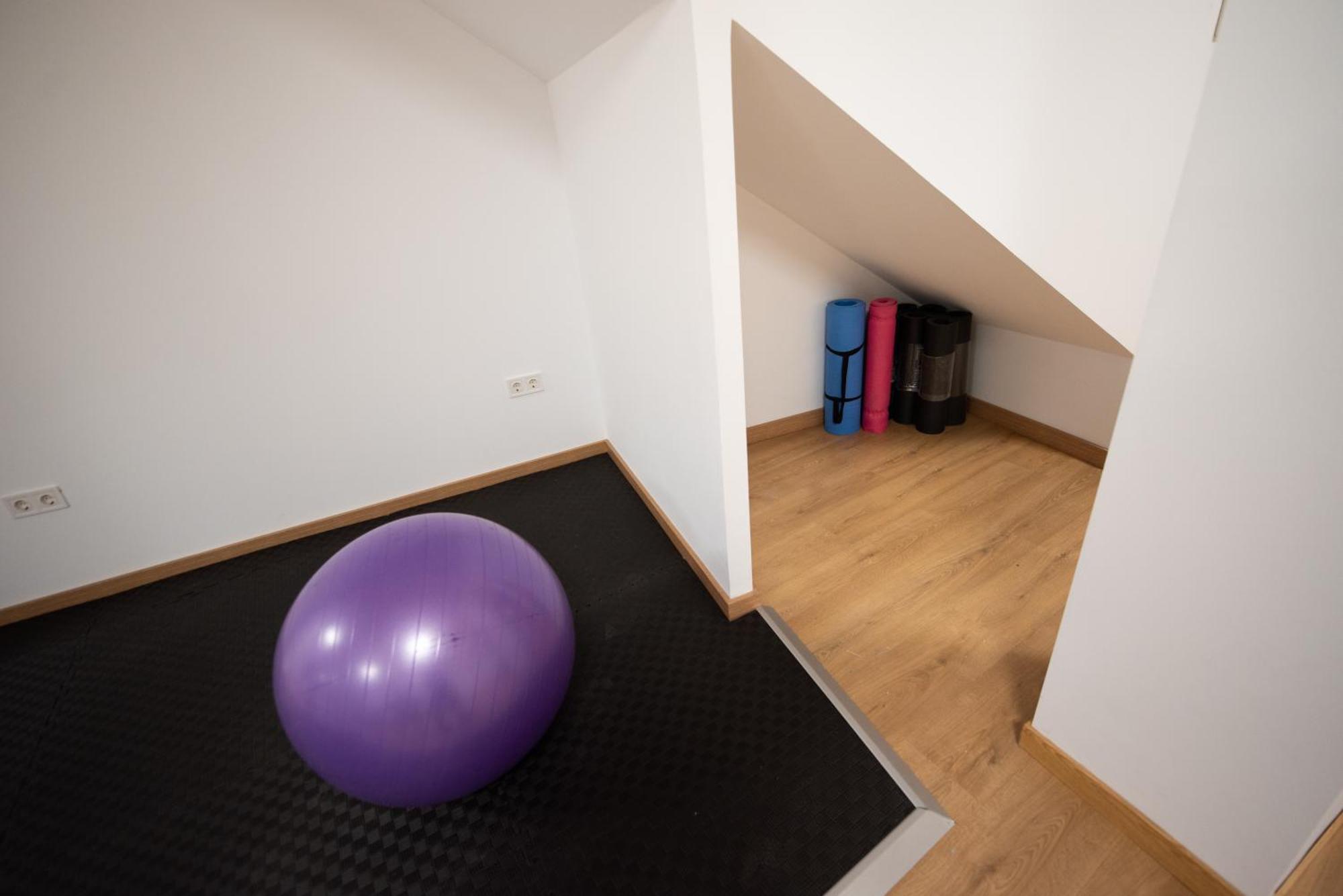 Apartamento Centrico La Merced - Free Parking & Free Gym Малага Екстериор снимка