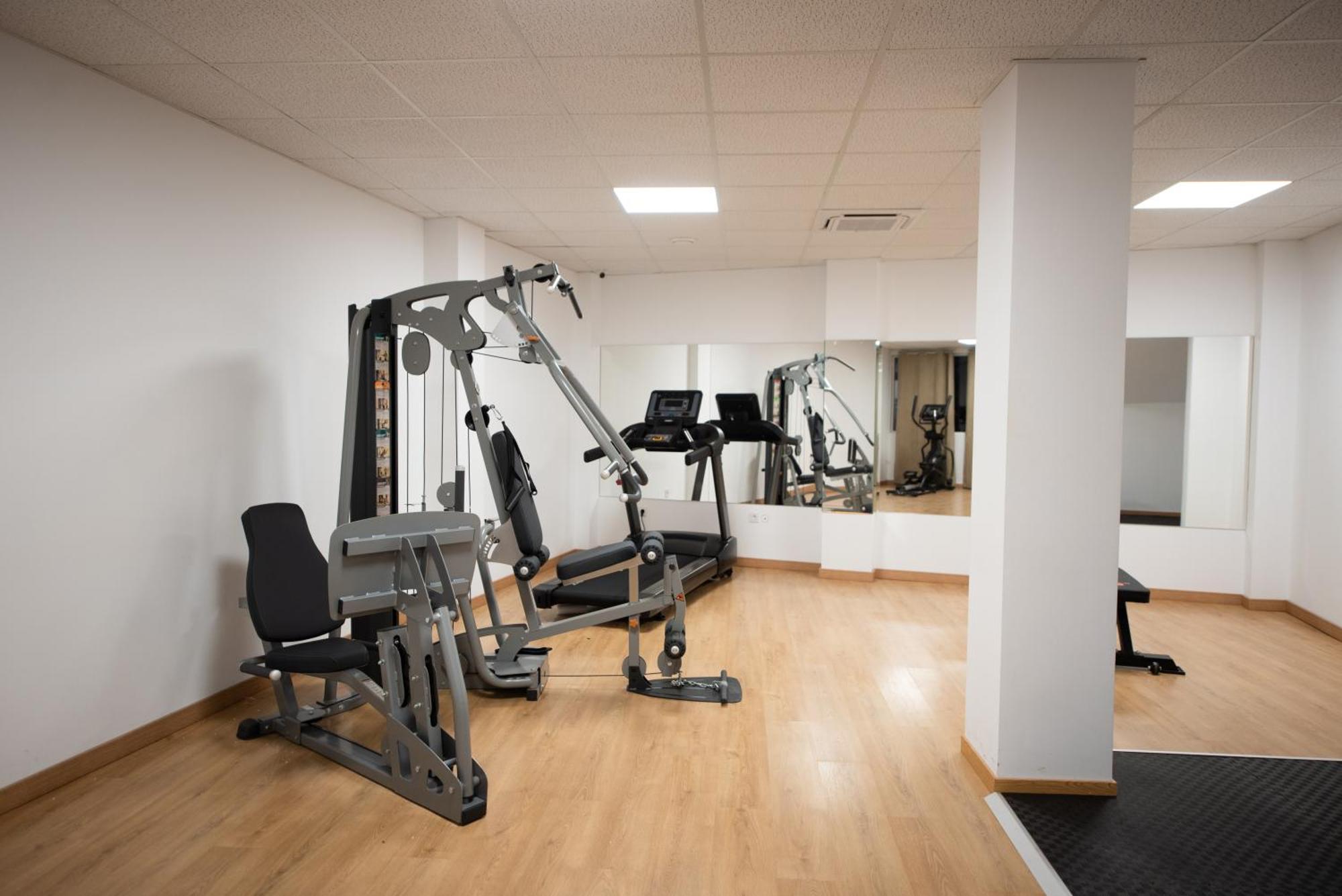 Apartamento Centrico La Merced - Free Parking & Free Gym Малага Екстериор снимка